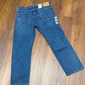 Levi's Men's 505 Regular Fit Jeans size 38 W x 30 L
Brand New with tags